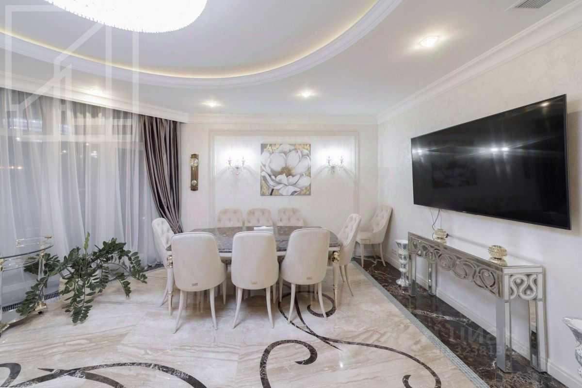 4-комнатная квартира, 200 м² — фотография 2