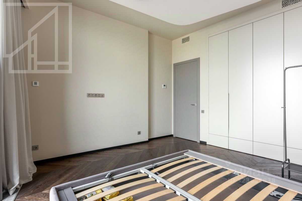 4-комнатная квартира, 148 м² — фотография 3