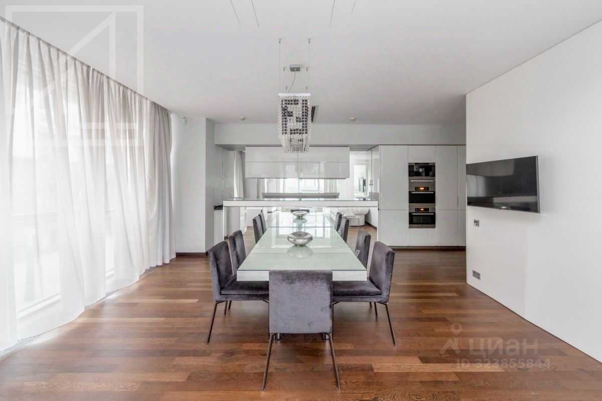 3-комнатная квартира, 160 м²