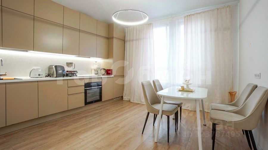 4-комнатная квартира, 81 м²
