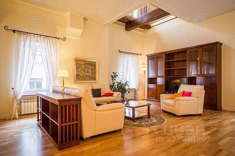 4-комнатная квартира, 170 м² — фотография 3