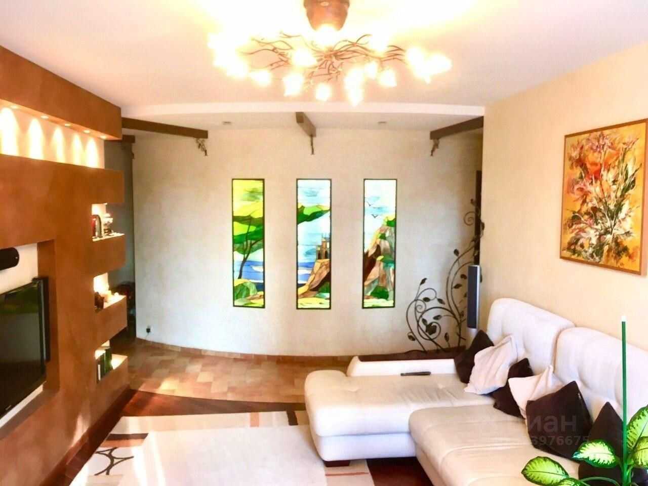 4-комнатная квартира, 130 м²