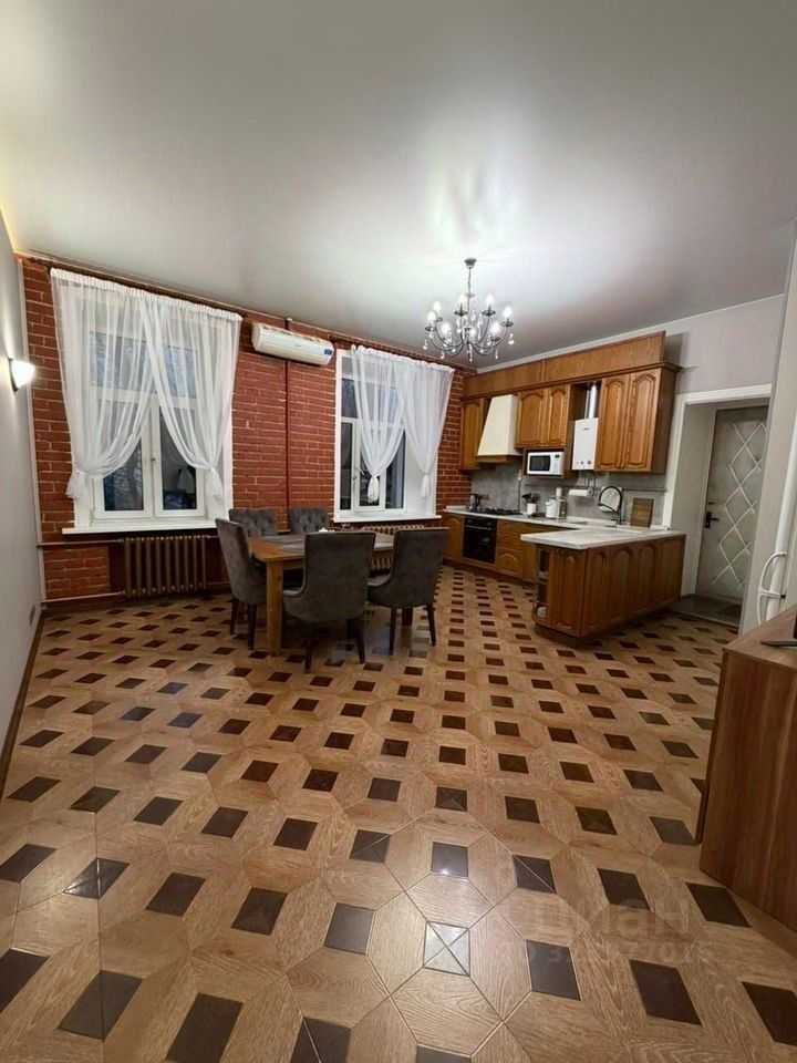 4-комнатная квартира, 125 м²