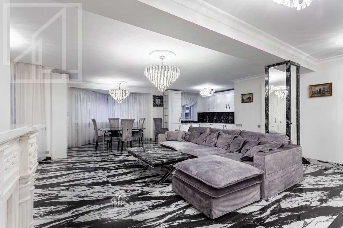 2-комнатная квартира, 135 м²