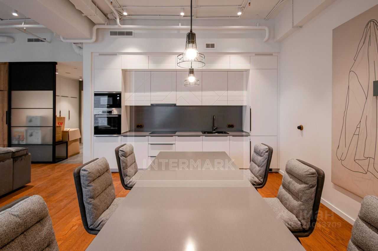 2-комнатная квартира, 98 м² — фотография 2