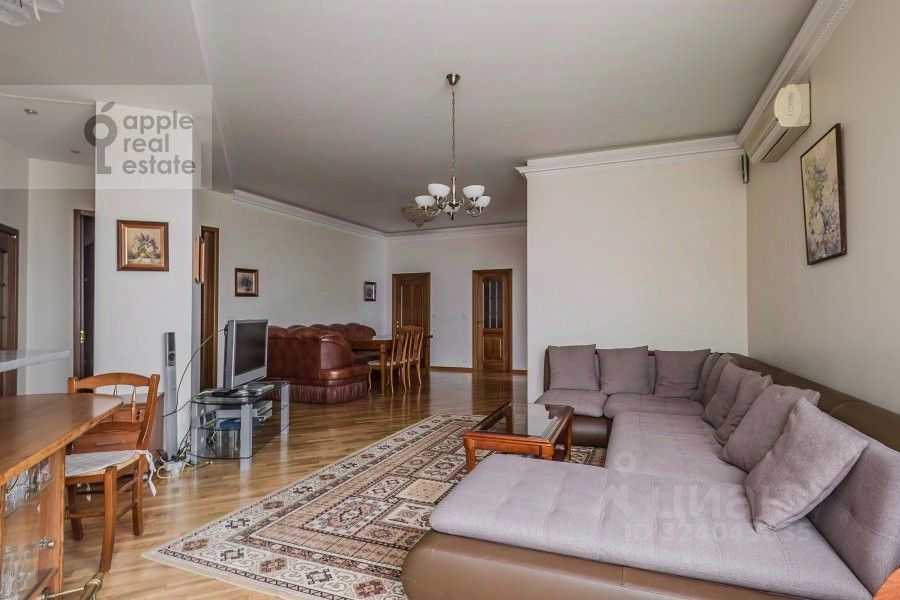 4-комнатная квартира, 130 м² — фотография 2