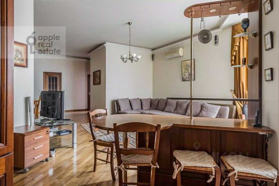 4-комнатная квартира, 130 м² — фотография 3