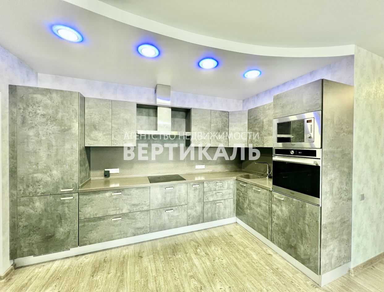 4-комнатная квартира, 112 м² — фотография 3