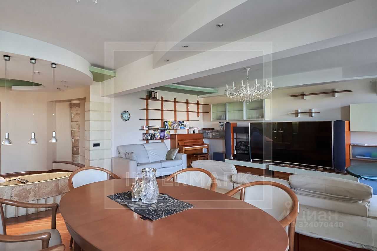 4-комнатная квартира, 150 м² — фотография 2