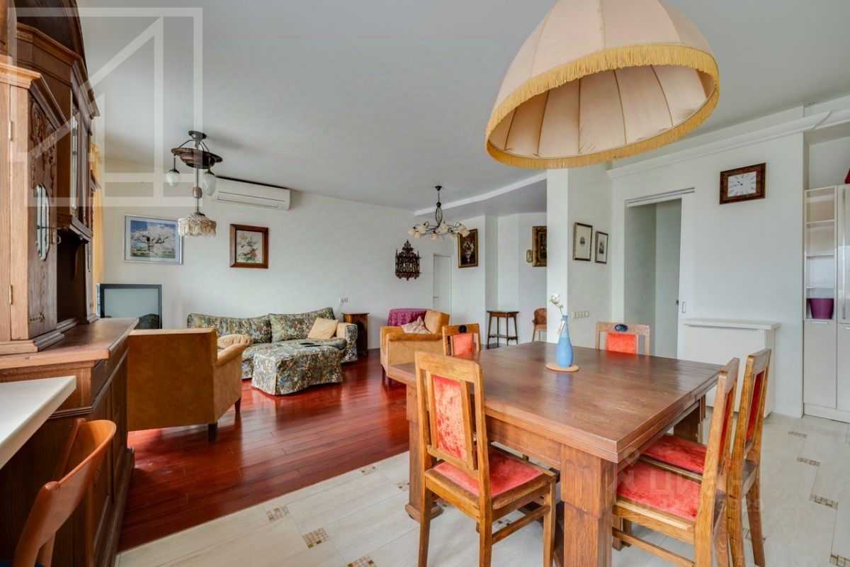 4-комнатная квартира, 145 м² — фотография 2