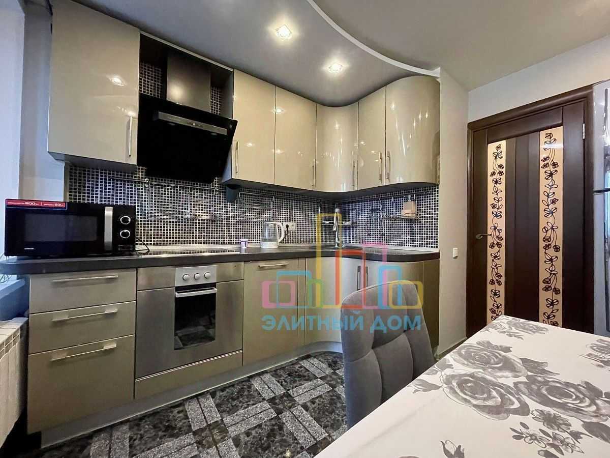 4-комнатная квартира, 87 м² — фотография 3