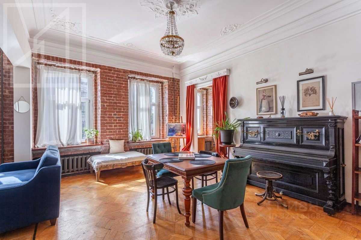 4-комнатная квартира, 120 м²