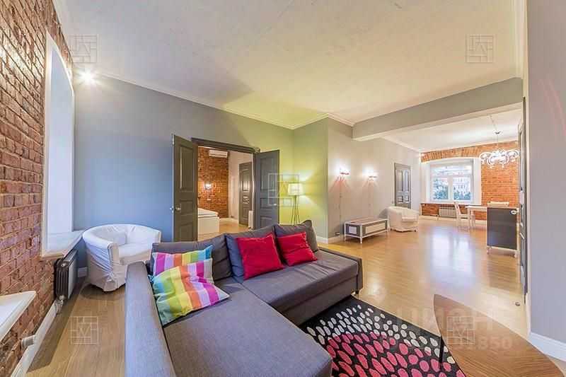 4-комнатная квартира, 190 м²
