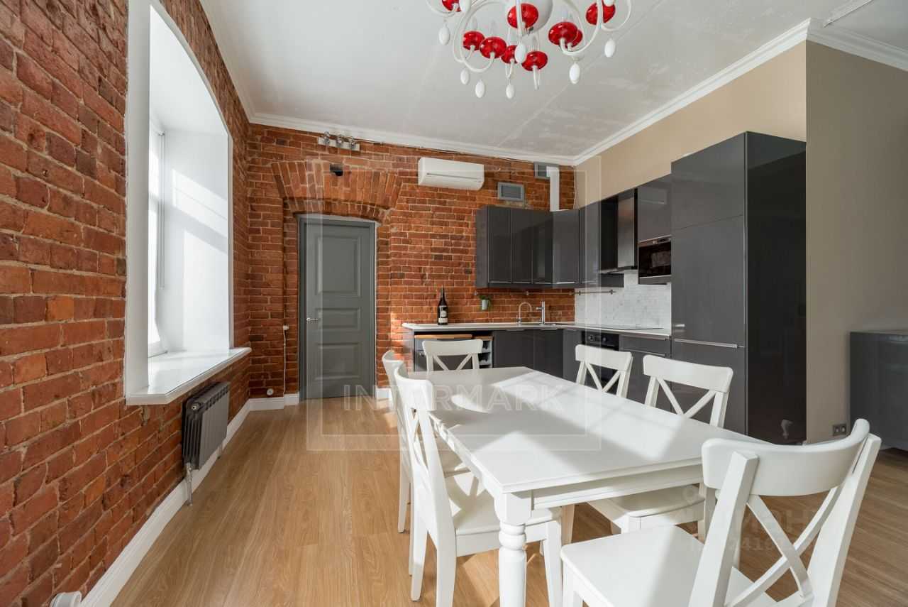 4-комнатная квартира, 150 м² — фотография 2