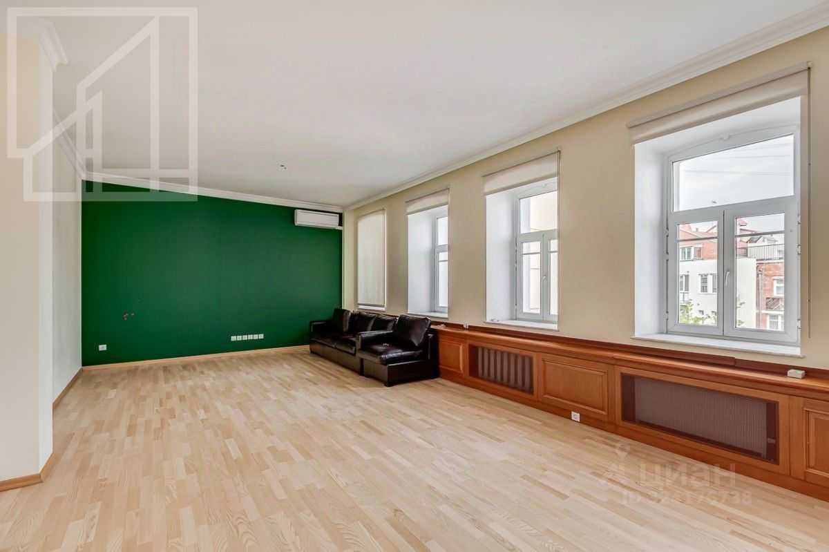 4-комнатная квартира, 146 м² — фотография 3