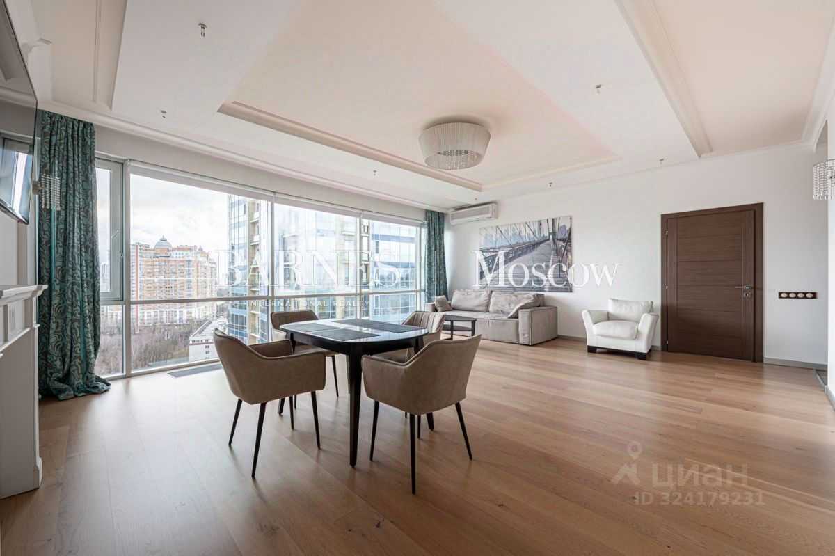 2-комнатная квартира, 90 м²