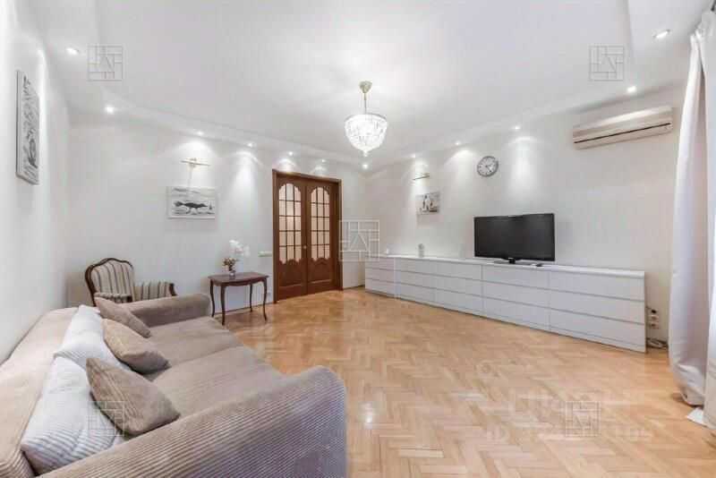 2-комнатная квартира, 110 м² — фотография 2