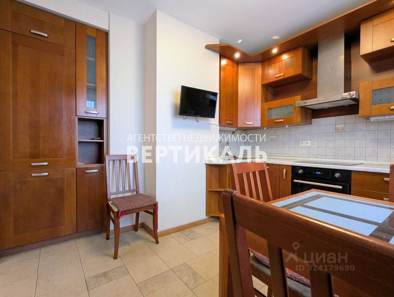 3-комнатная квартира, 76 м² — фотография 2