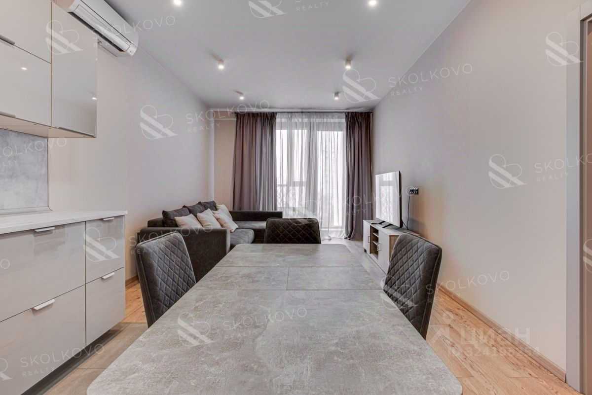 2-комнатная квартира, 70 м² — фотография 3