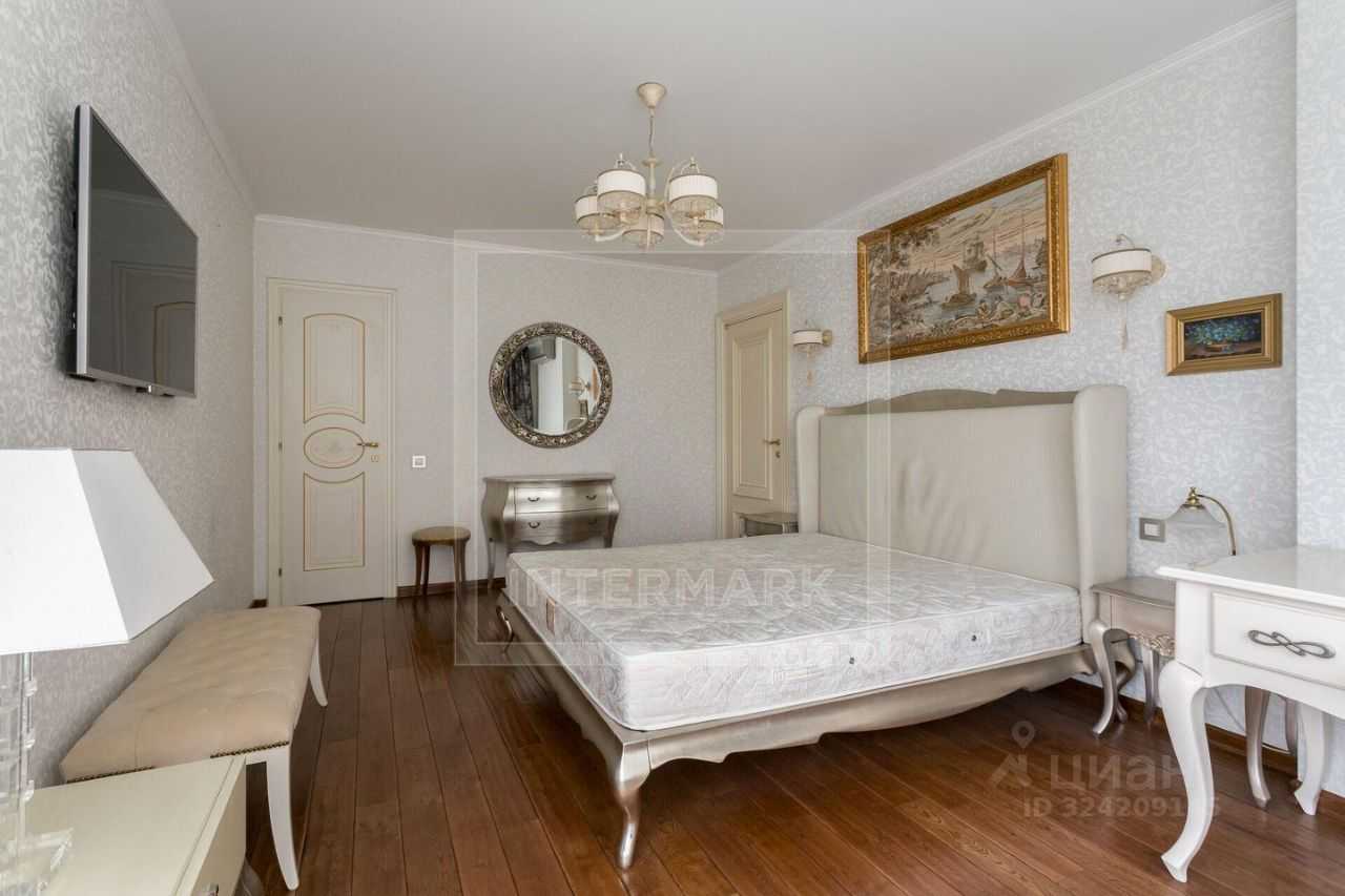 2-комнатная квартира, 70 м² — фотография 2