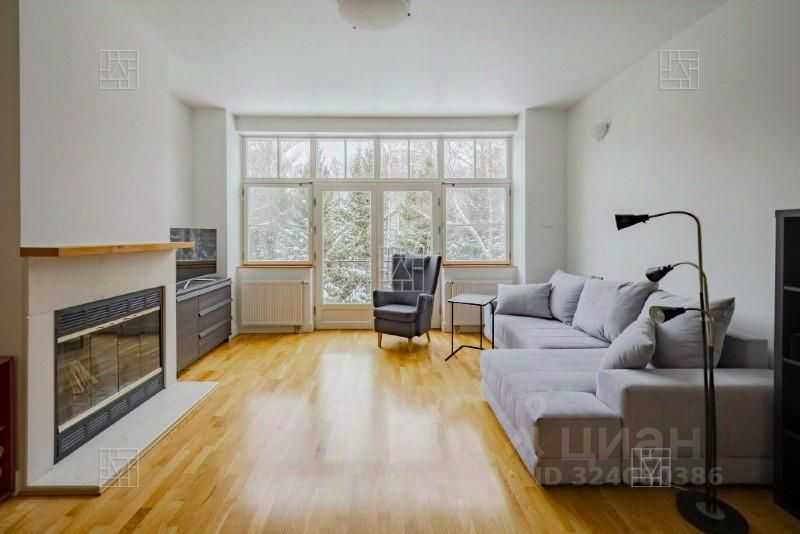 4-комнатная квартира, 160 м²
