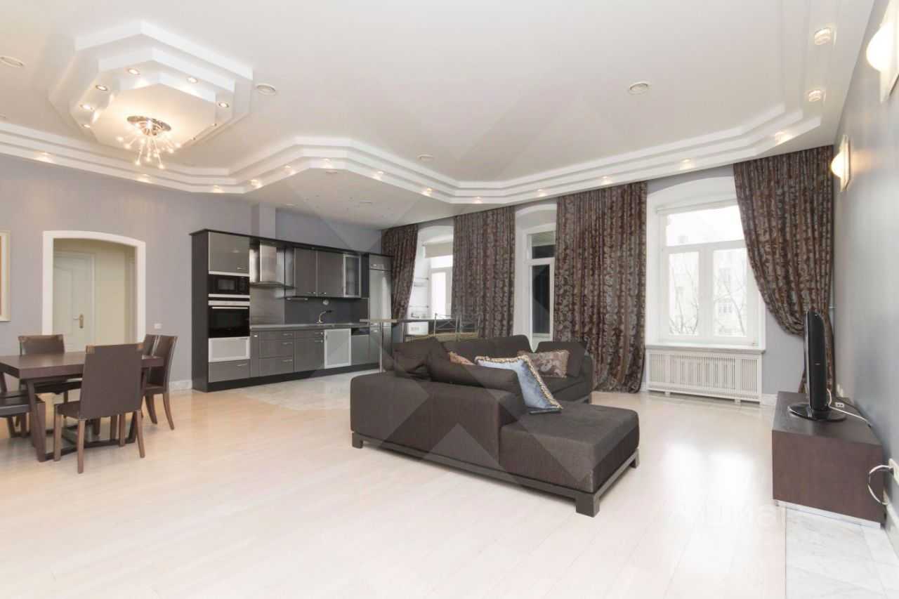 4-комнатная квартира, 161 м²
