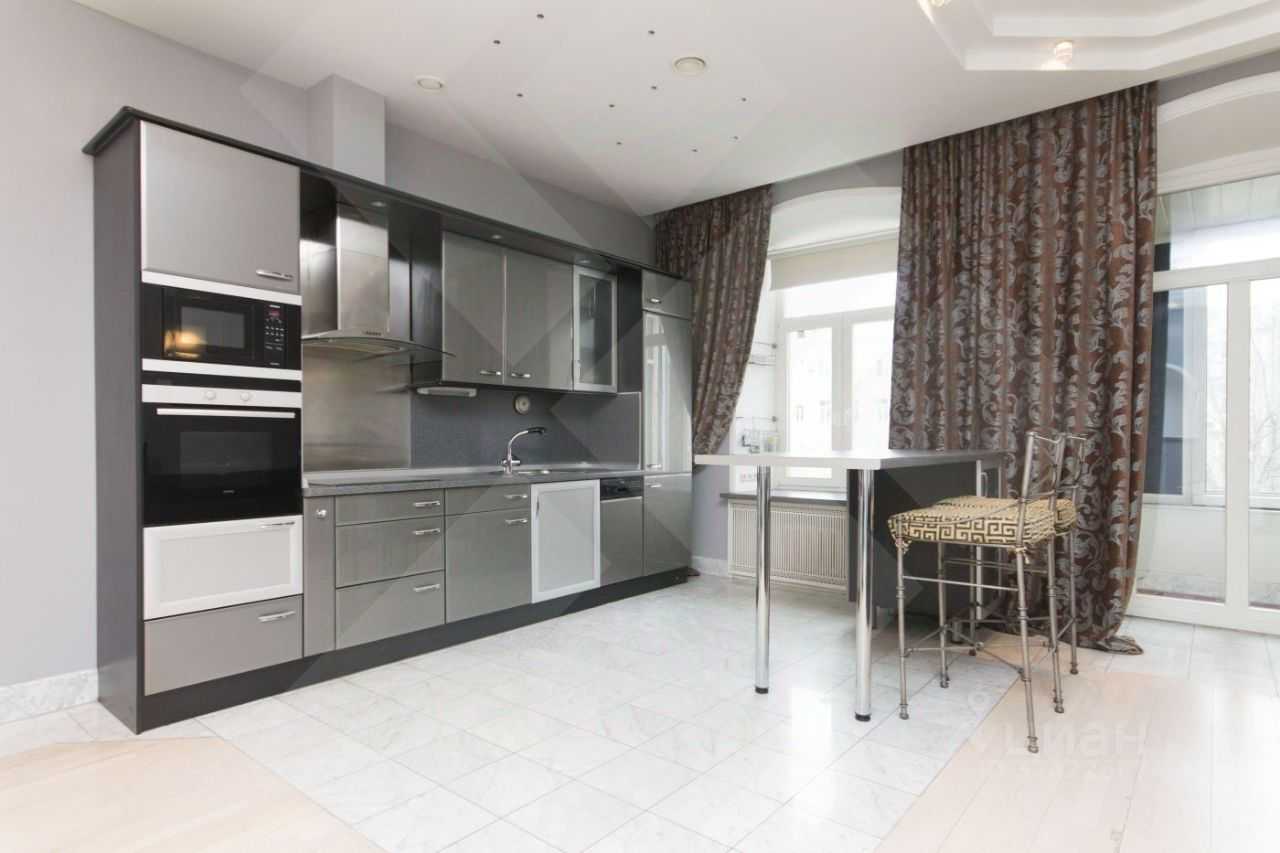 4-комнатная квартира, 161 м² — фотография 3