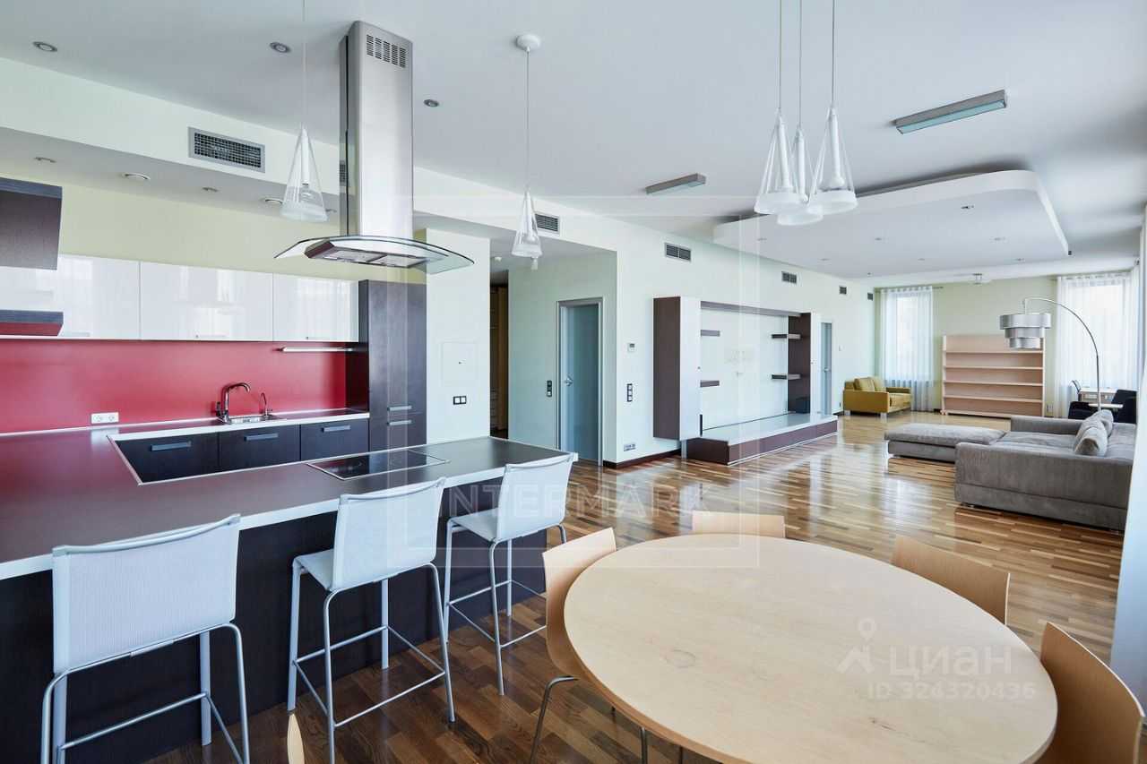2-комнатная квартира, 140 м² — фотография 3