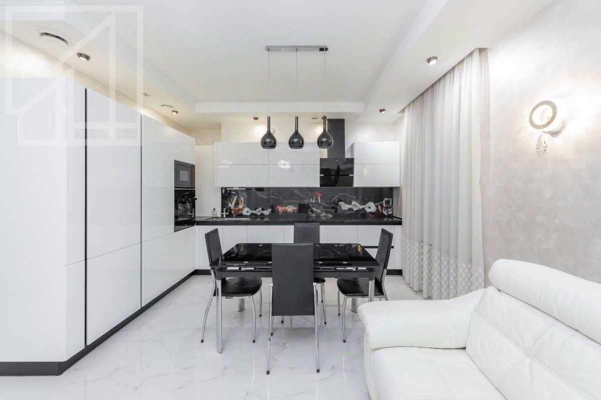4-комнатная квартира, 112 м²