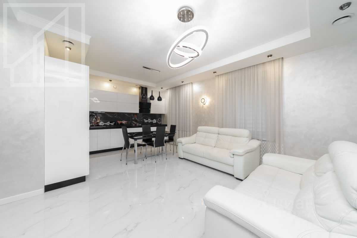 4-комнатная квартира, 112 м² — фотография 3