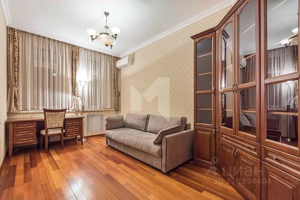 4-комнатная квартира, 150 м²