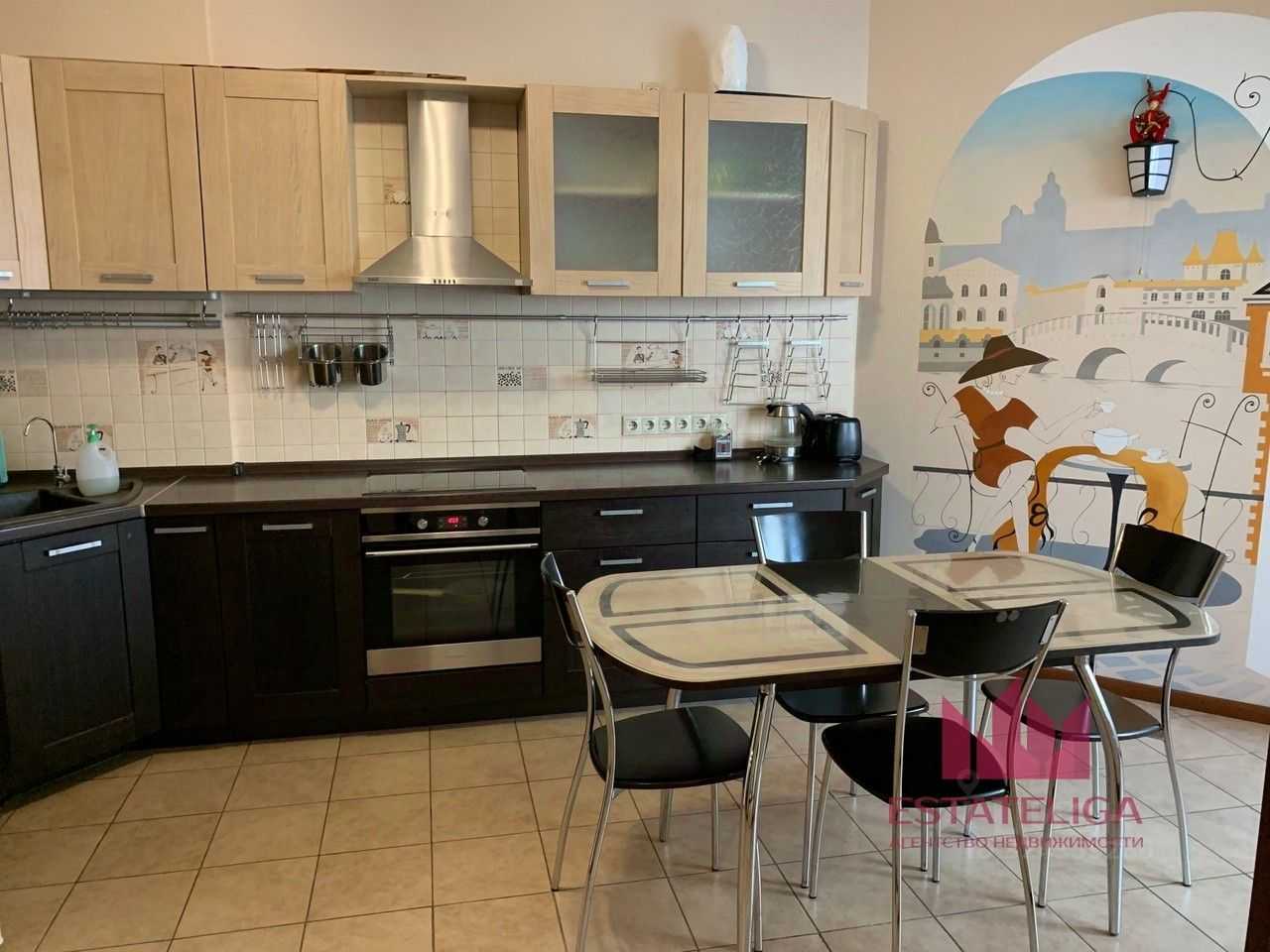 3-комнатная квартира, 110 м² — фотография 3