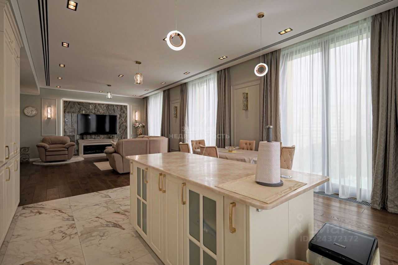 4-комнатная квартира, 130 м² — фотография 3