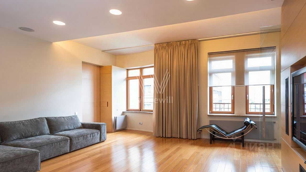 5-комнатная квартира, 286 м²
