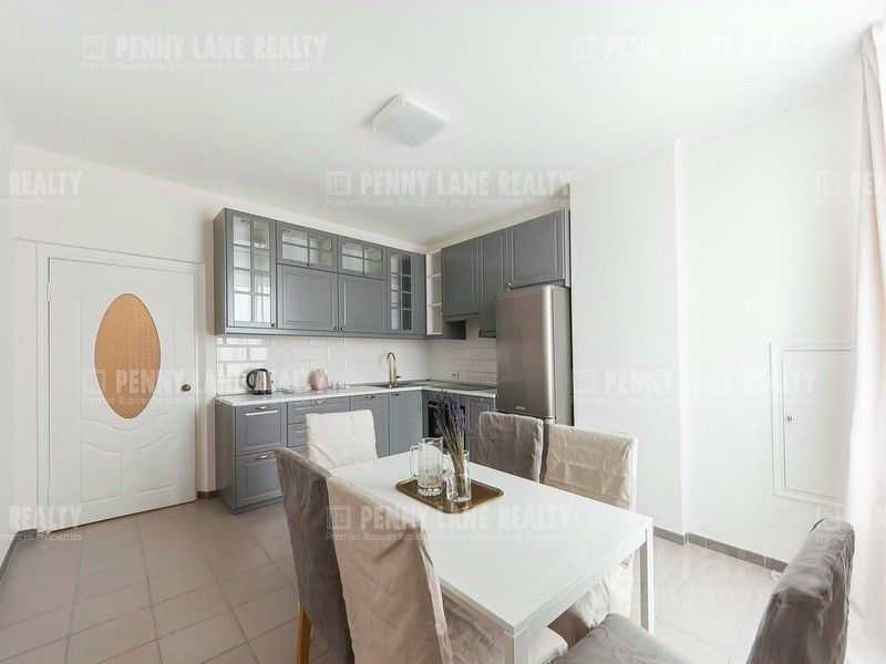 2-комнатная квартира, 70 м² — фотография 3