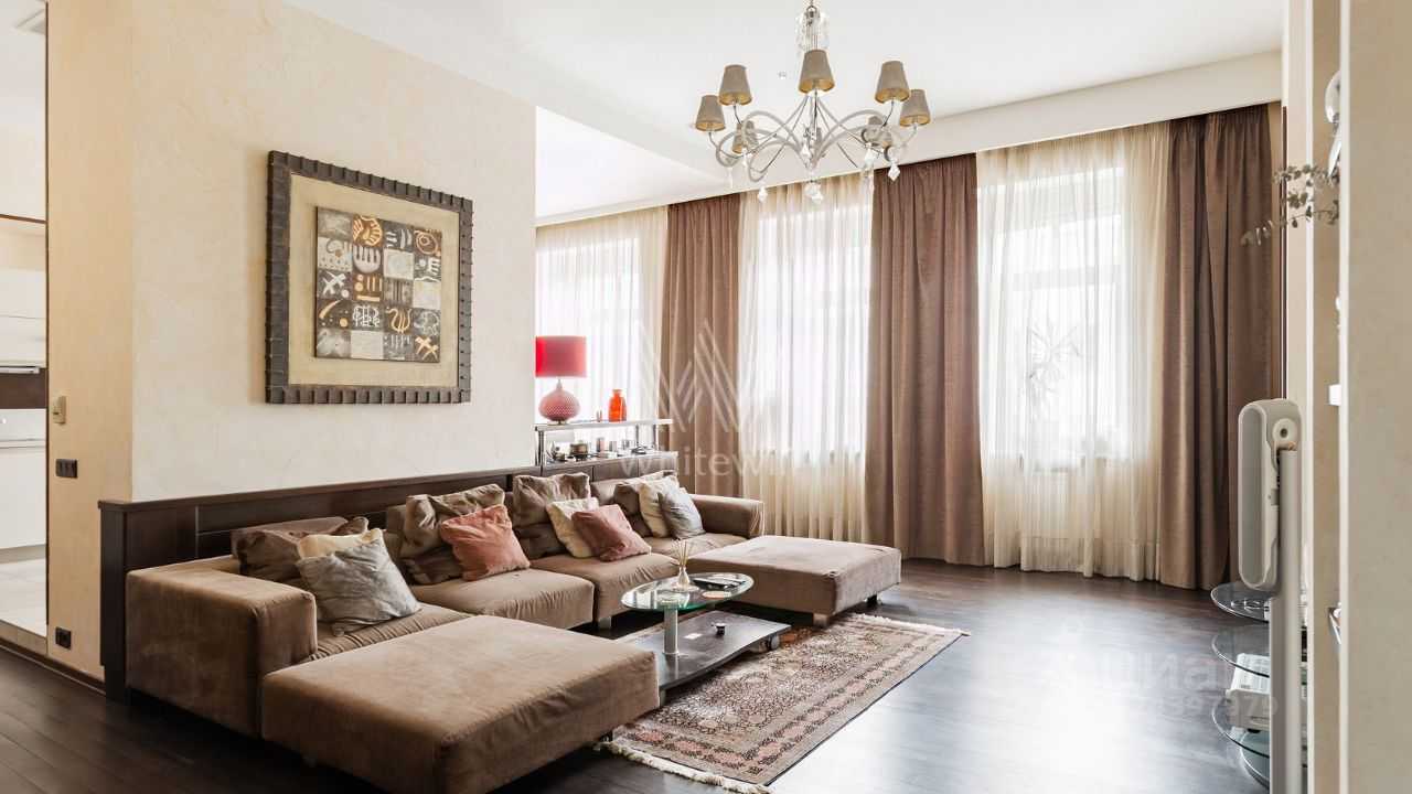 3-комнатная квартира, 130 м²