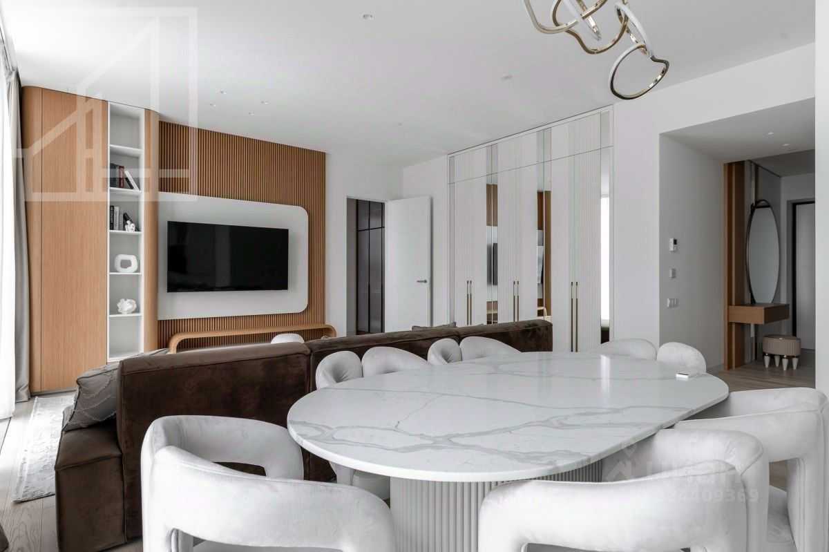 2-комнатная квартира, 75 м² — фотография 2