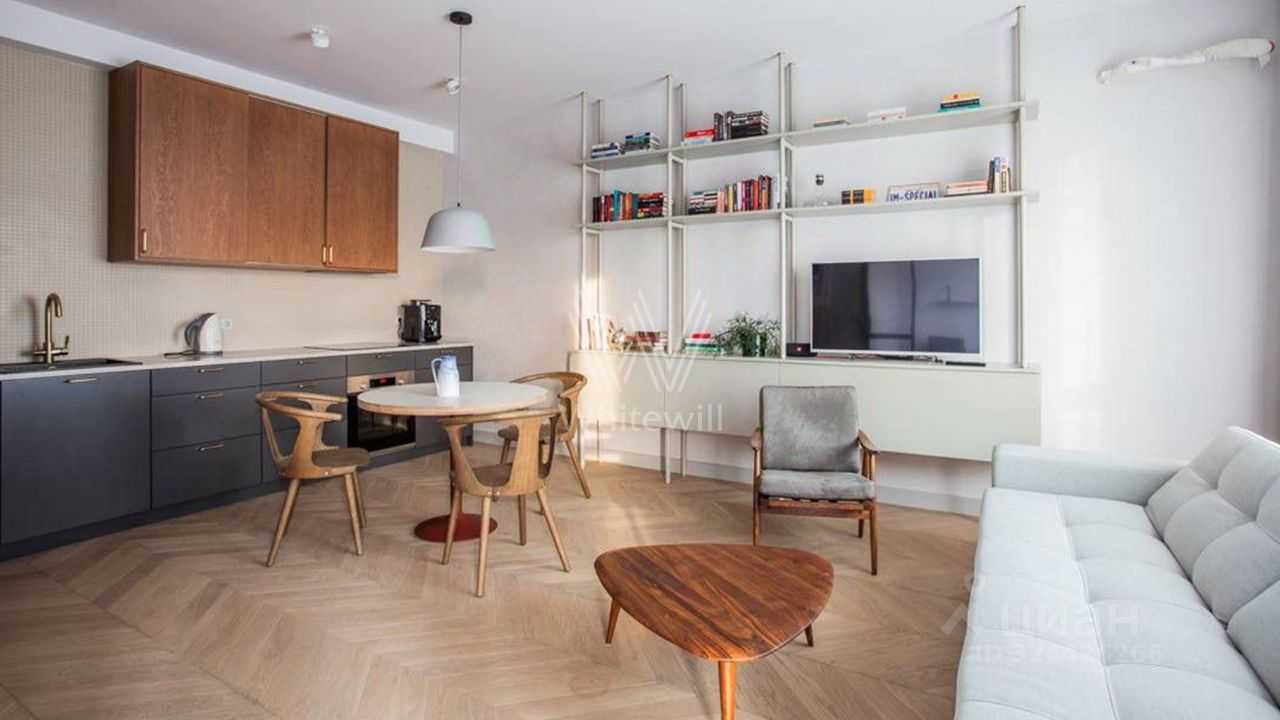 2-комнатная квартира, 65 м² — фотография 2