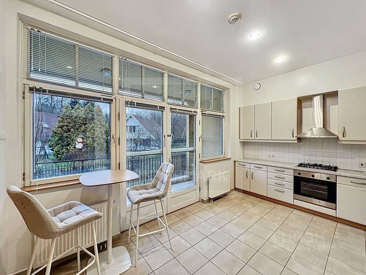 5-комнатная квартира, 195 м² — фотография 3