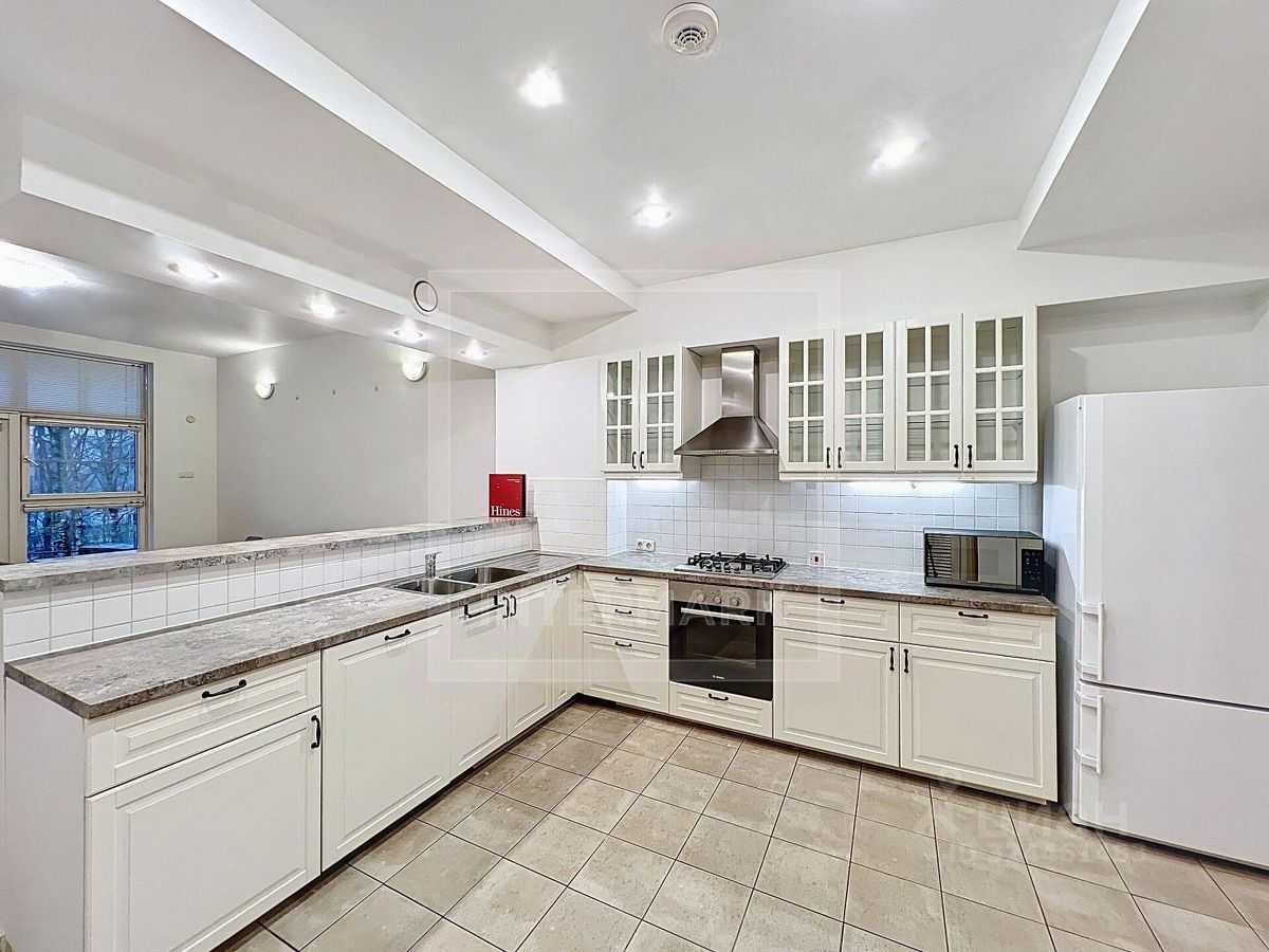 5-комнатная квартира, 215 м² — фотография 3