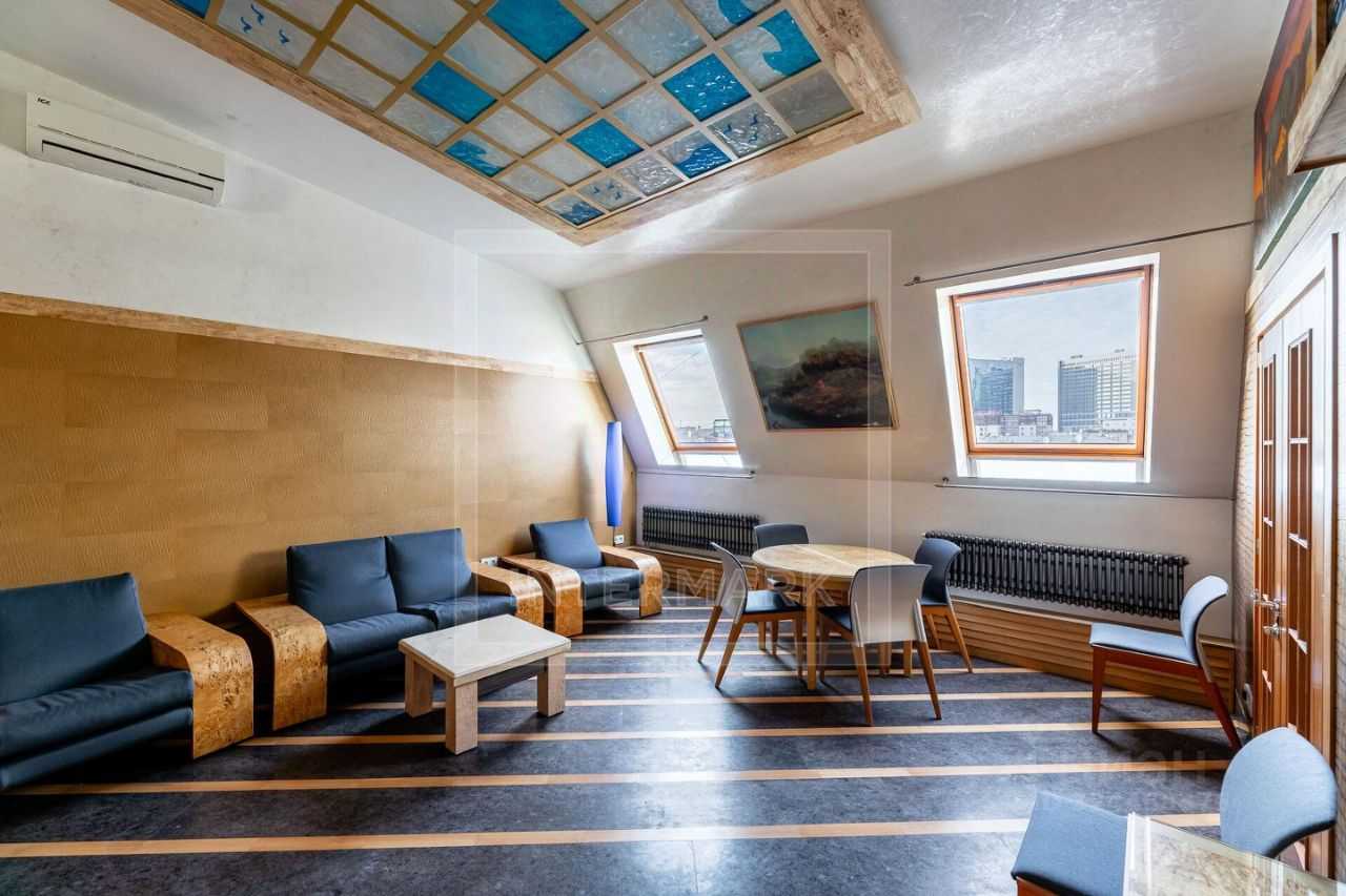 5-комнатная квартира, 141 м² — фотография 2
