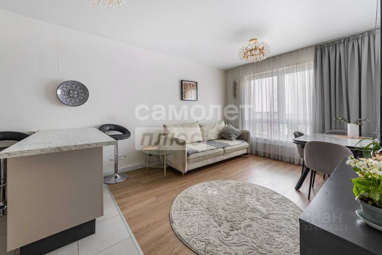2-комнатная квартира, 60,8 м² — фотография 2
