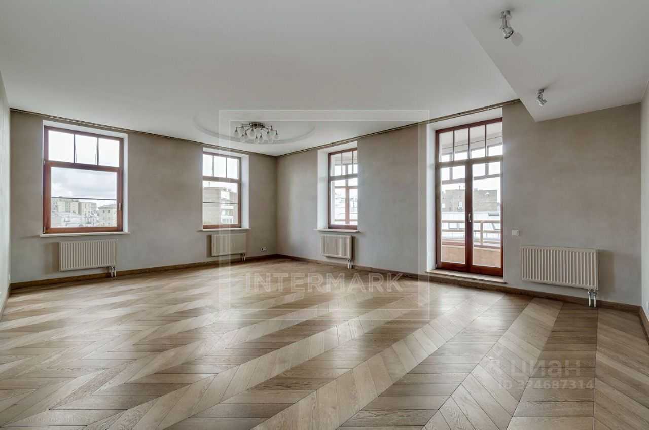 4-комнатная квартира, 180 м² — фотография 2