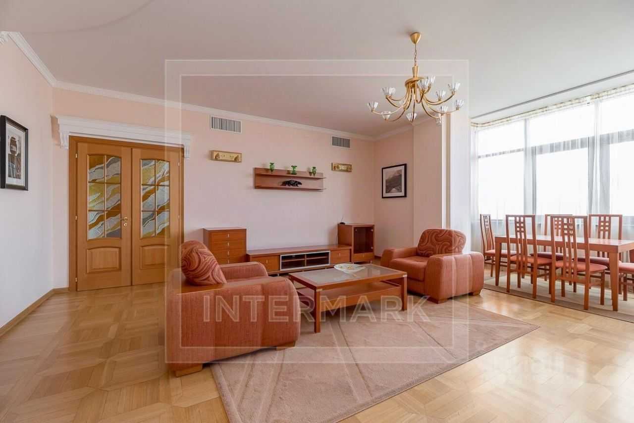 4-комнатная квартира, 180 м² — фотография 2