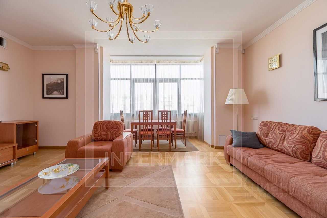 4-комнатная квартира, 180 м² — фотография 3