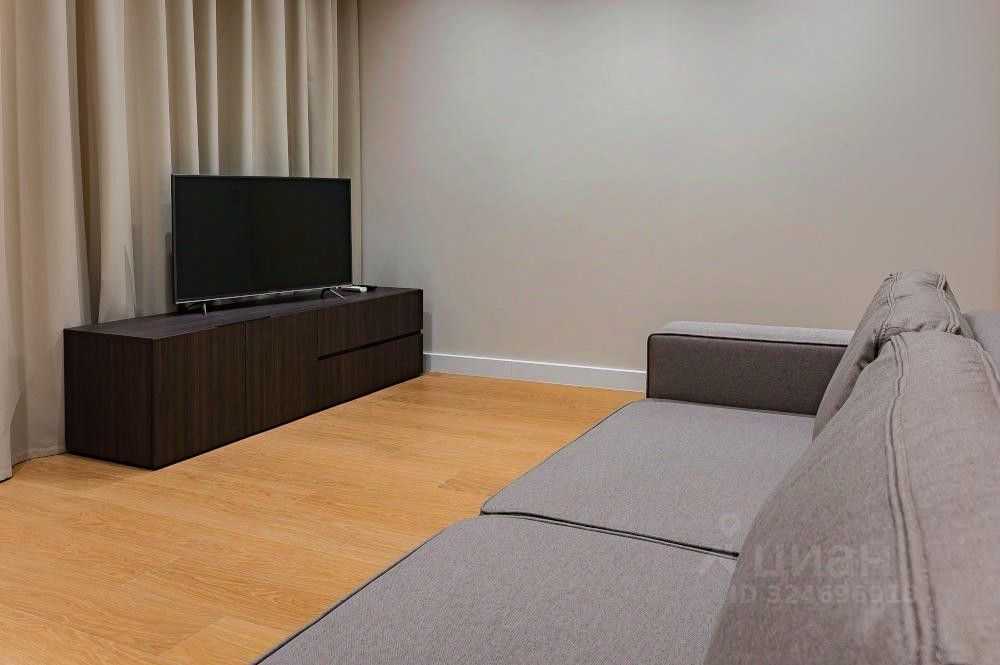 2-комнатная квартира, 70 м² — фотография 3