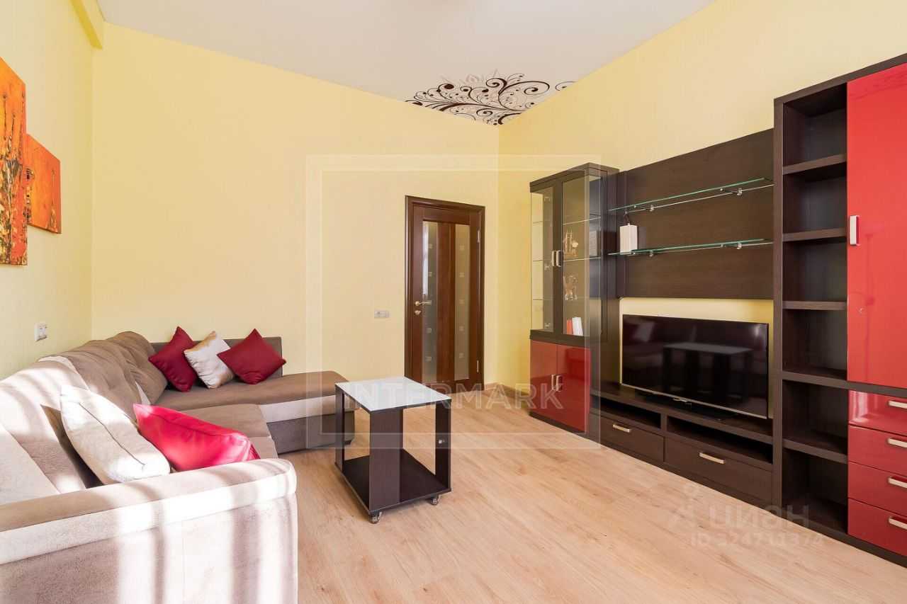 2-комнатная квартира, 55 м² — фотография 3