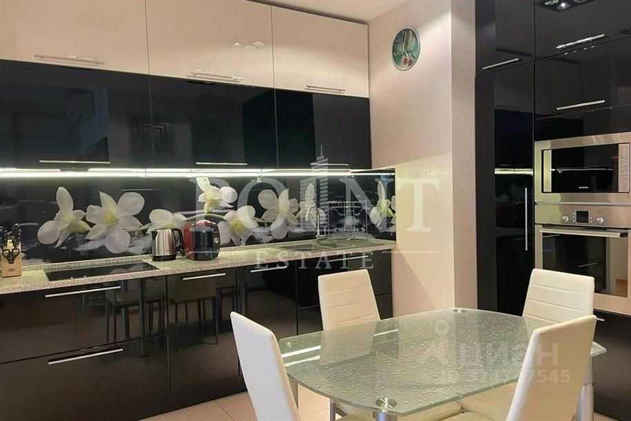 3-комнатная квартира, 100 м² — фотография 3