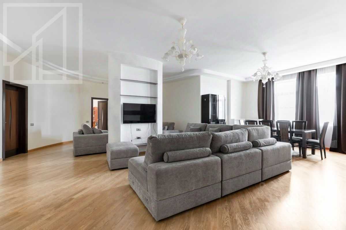 4-комнатная квартира, 201 м²