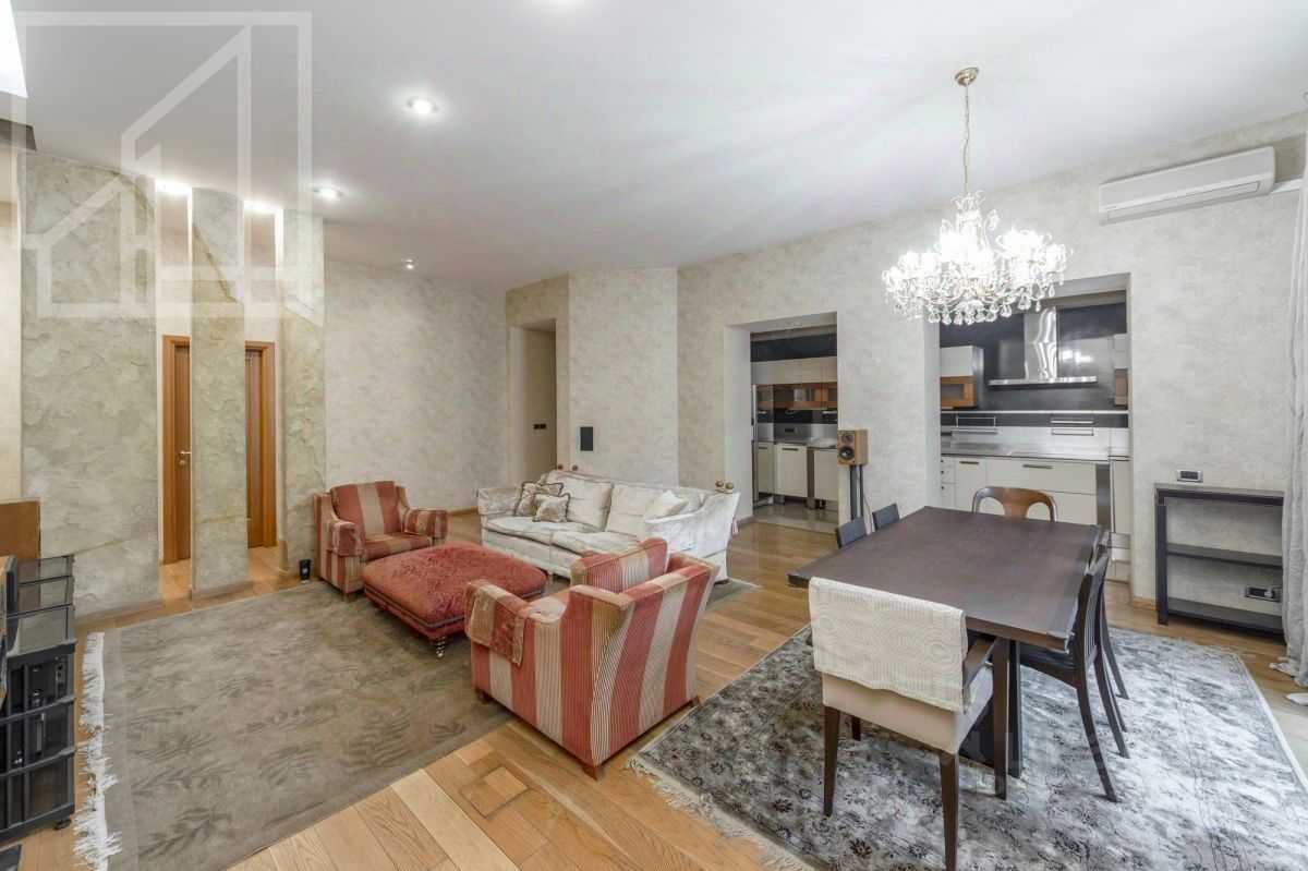 4-комнатная квартира, 160 м²